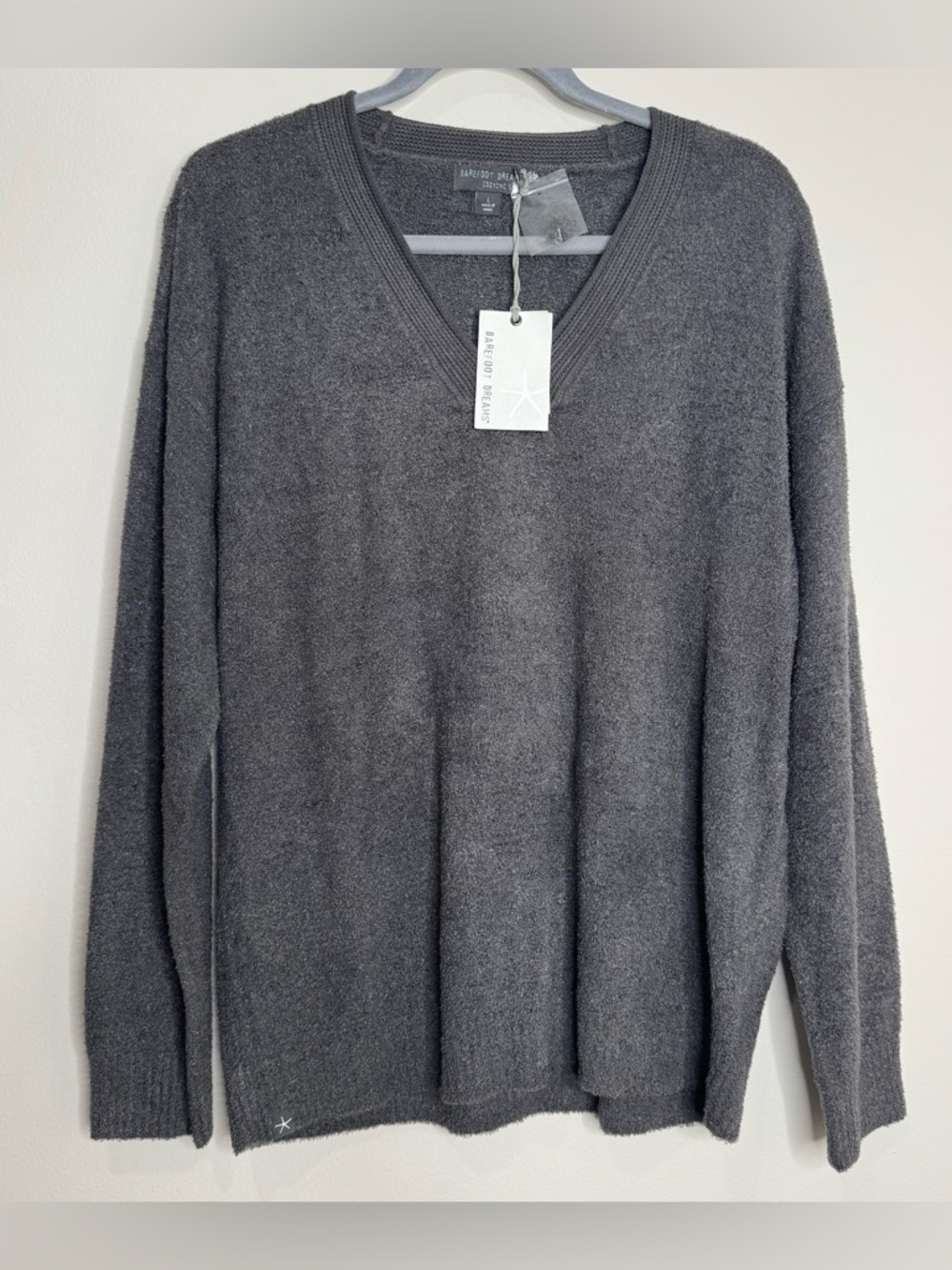NWT Barefoot Dreams CozyChic Lite Gray V-neck Core Spun Pullover Large